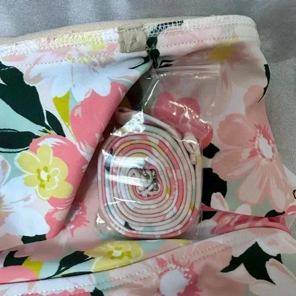 Isabel Maternity Floral One Piece Swimsuit - Picture 5 of 11